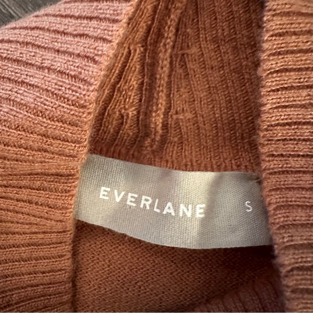 Everlane Luxe Merino Turtleneck in Sahara Lapis - Picture 5 of 8